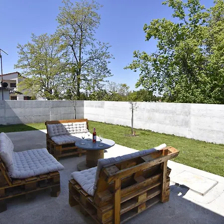 Holiday home Family Friendly House With A Swimming Pool Savudrija, Umag - 22399 *